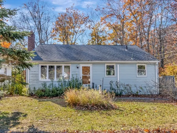9 Madison Ave, Randolph, MA 02368