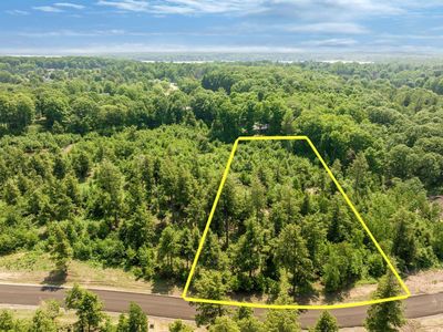 8889 Hemlock Hill Dr, Traverse City, MI, 49685