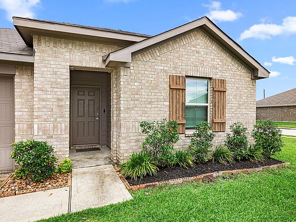 5th image of 8002 Tamarind Ln