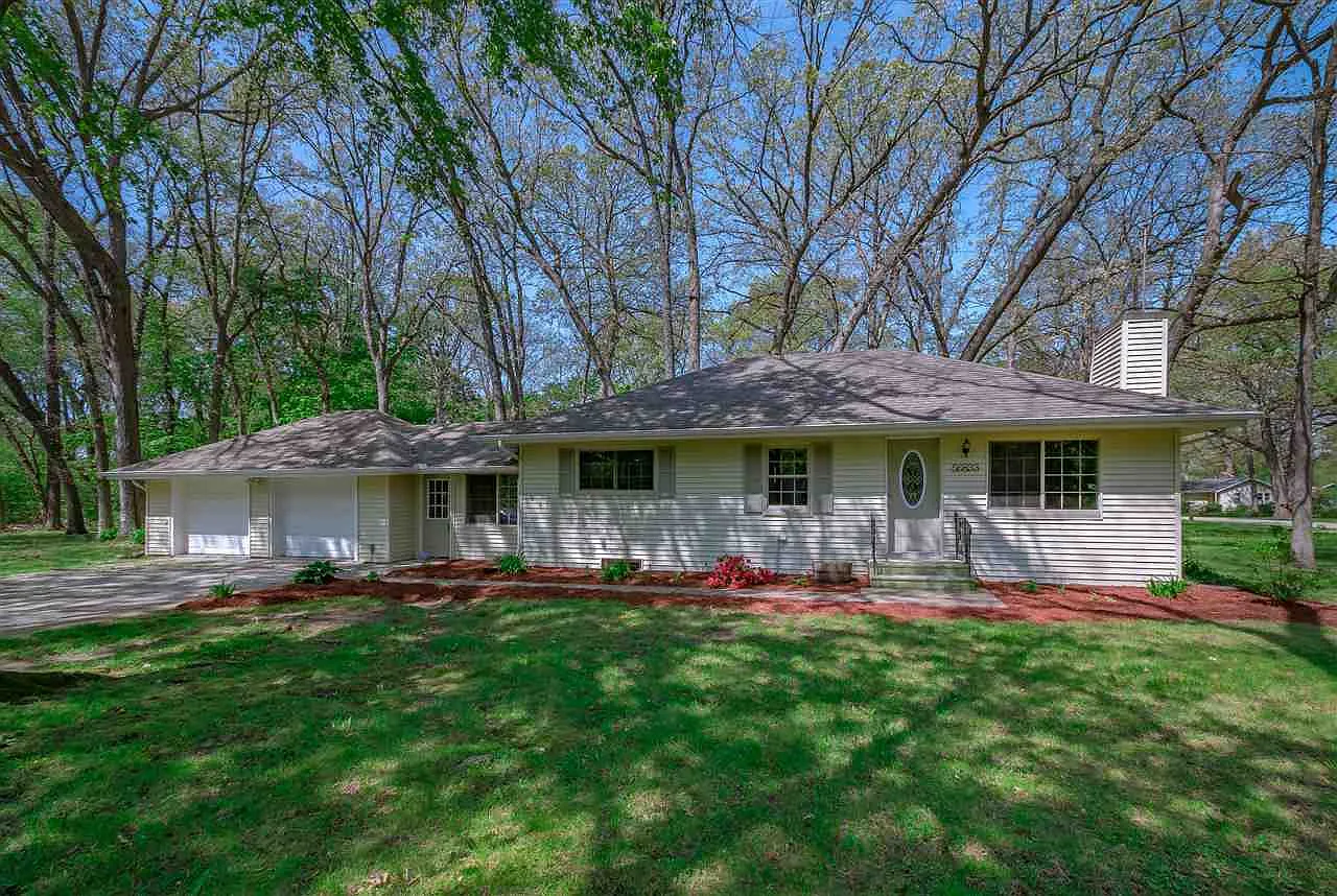56833 White St photo 1