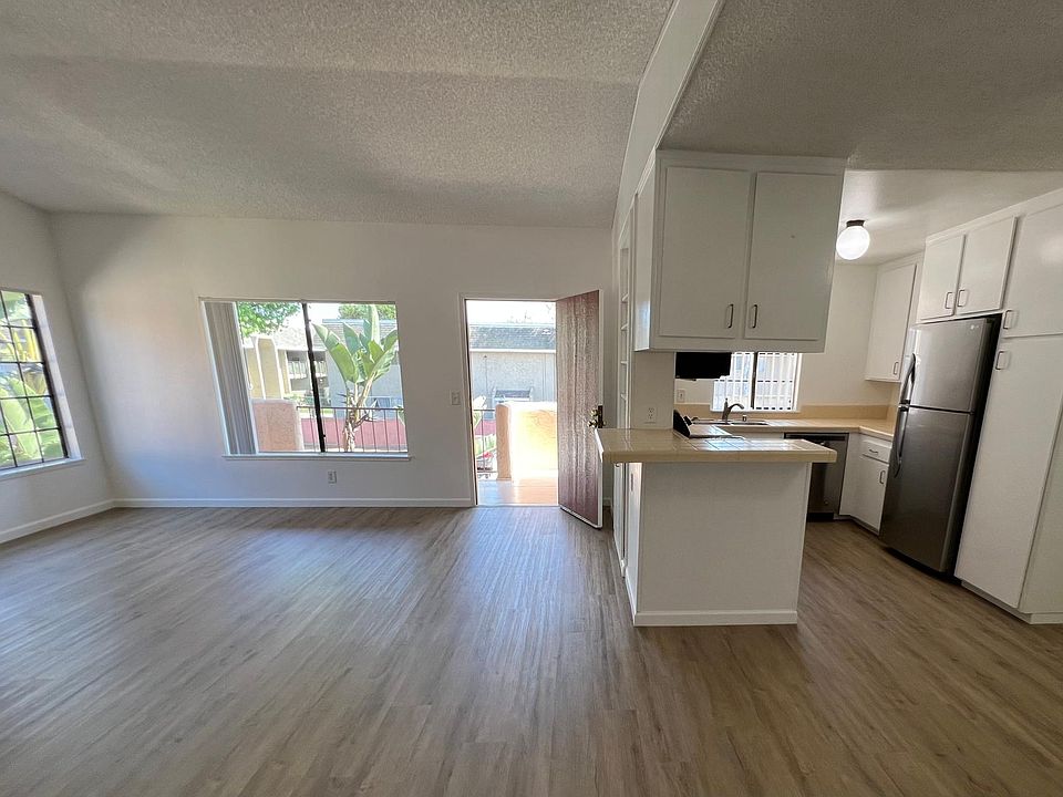 1st image of 1136 N Escondido Blvd APT 213