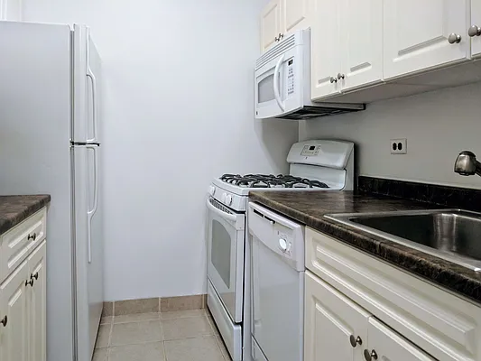 Rented by PocketBroker Inc | media 17
