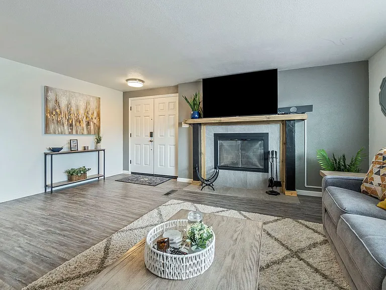 701 Bowman Dr — Photo 16