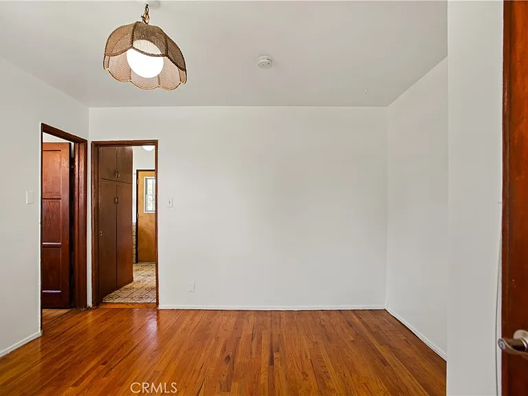 556 N Sunset Ave — Photo 11