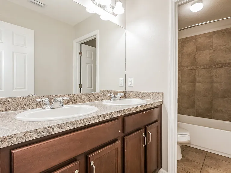 10220 Newminster Loop — Photo 15