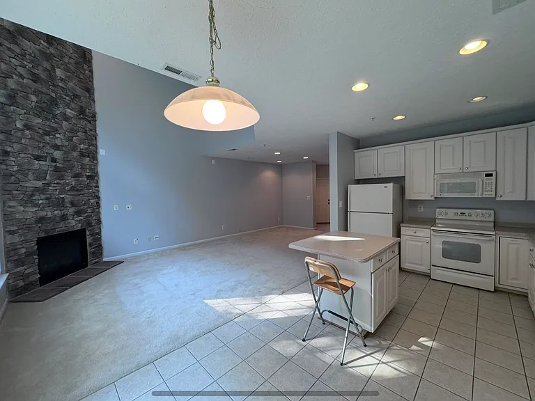 207 Merlin Dr — Photo 11