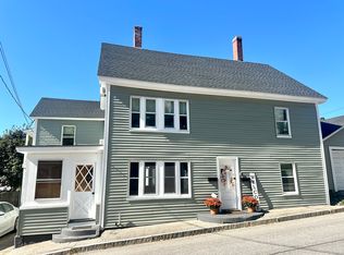 35 Church St, Pembroke, NH 03275
