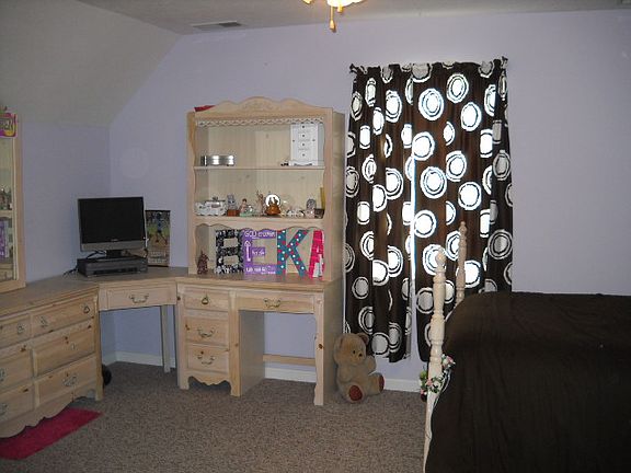 4th image of 2095 W Country Ln