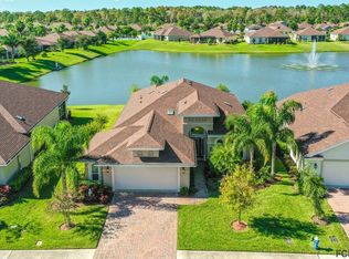 62 Arena Lake Dr, Palm Coast, FL 32137