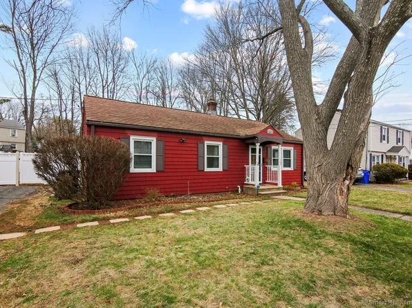 43 Elmhurst Street, West Hartford, CT 06110