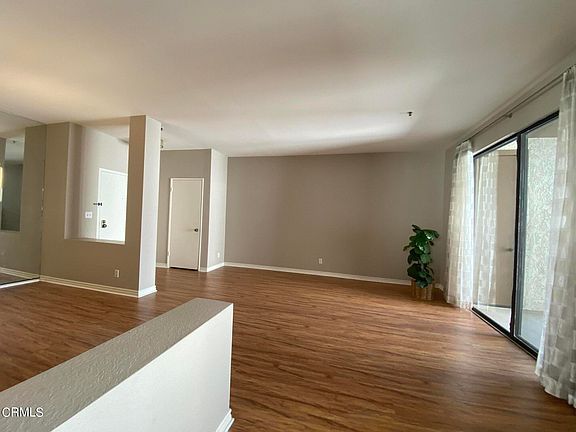 4th image of 2559 Plaza Del Amo Unit 208