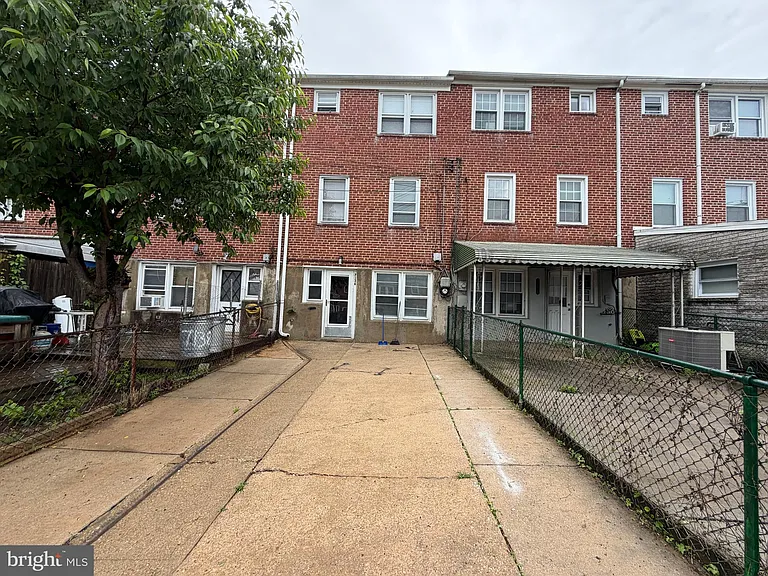 7136 Eastbrook Ave — Photo 14