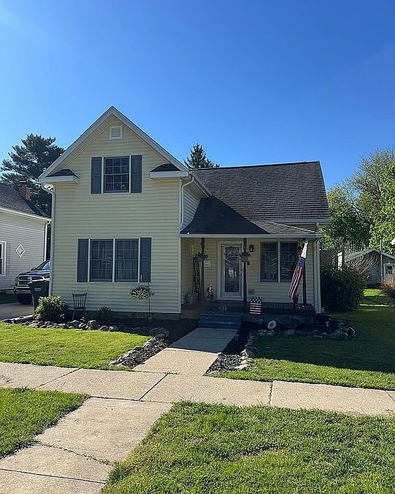 1st image of 328 Ewing St