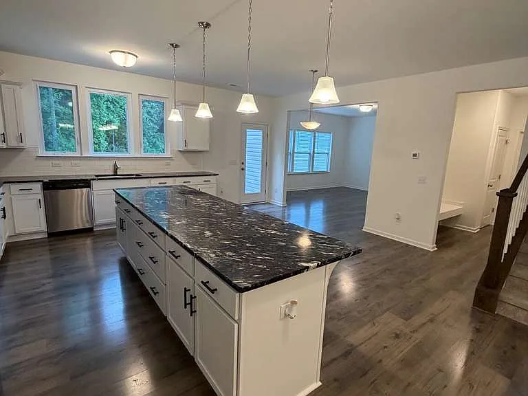 4038 Monteray Cir — Photo 5