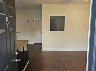 130 S Debardeleben St #5-9-4, Auburn, AL 36830