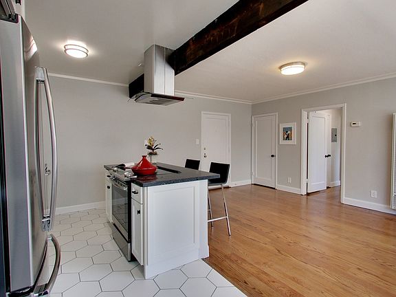 4th image of 3142 Fruitvale Ave #9