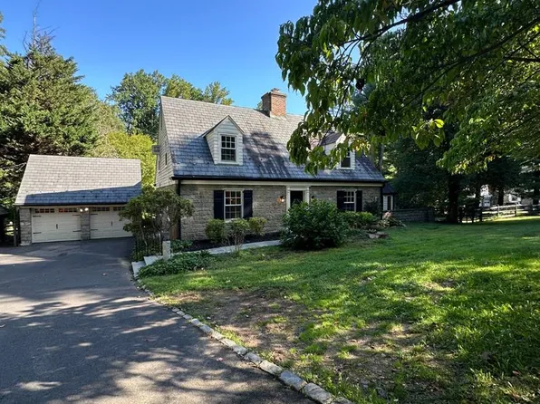 65 Shady Ln, Jenkintown, PA 19046