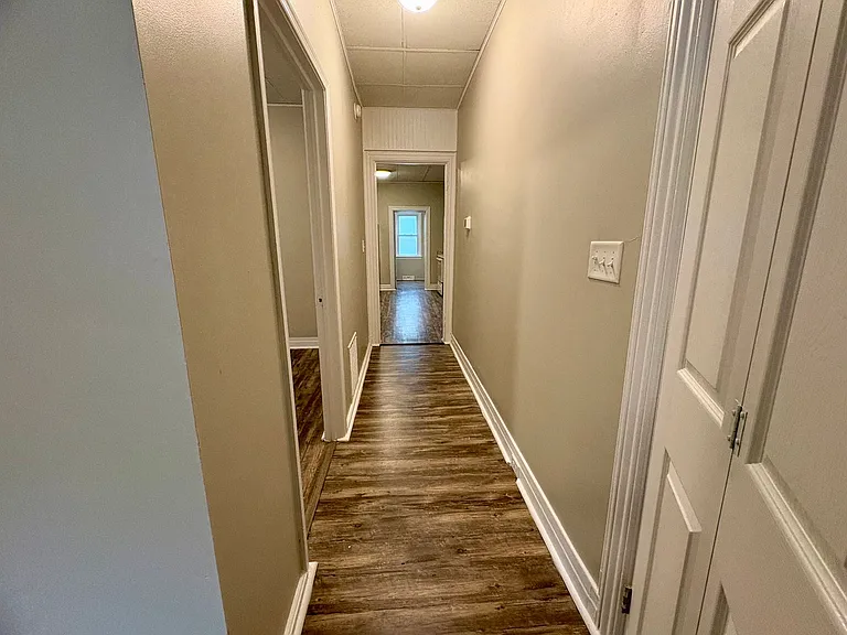 1111 Walnut Street — Photo 7