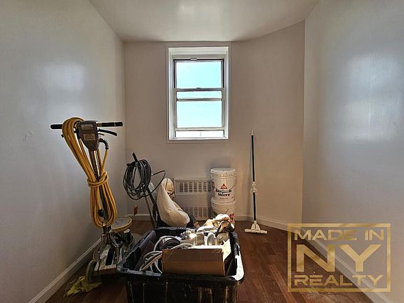 3rd image of 224-10 Jamaica Ave #3D