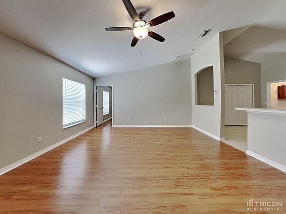 4th image of 23238 Lehigh Ave