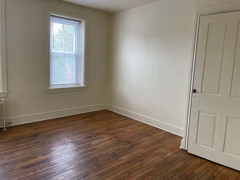 41 N. 6th St. (600 Walnut St) — Photo 8