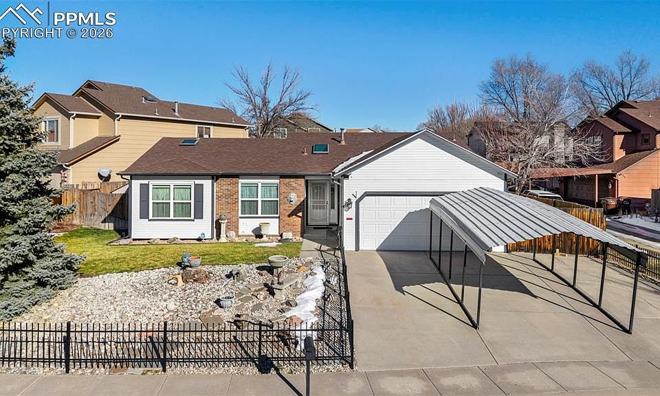 1st image of 355 Tinkham Ct