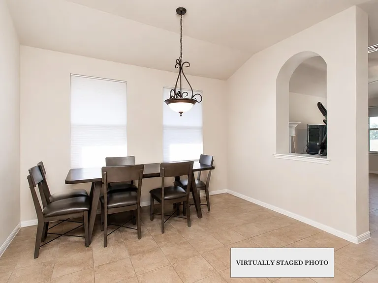4193 Fairmeadow Dr — Photo 7