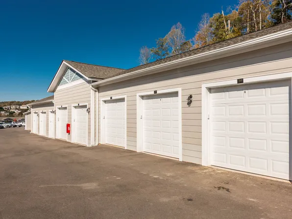 Village at Westland Cove Apartments