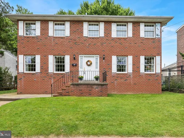 219 W 7th Ave, Conshohocken, PA 19428