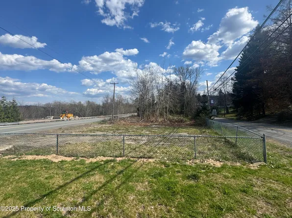 Memorial Dr, Moscow, PA 18444