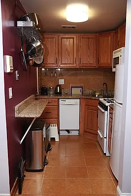 Rented by Citi Habitats | media 15