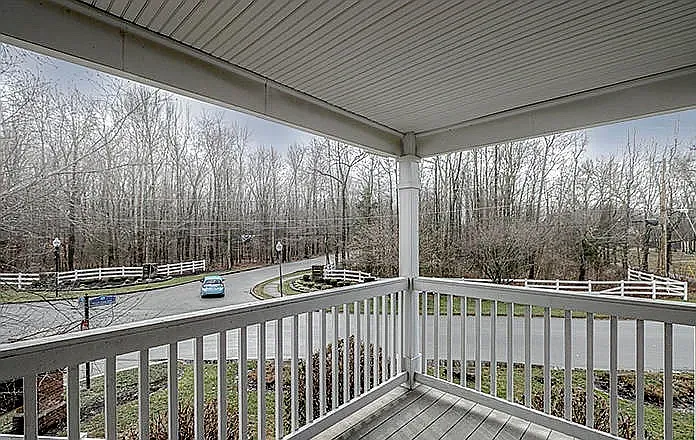 6520 Brook Bend Way #200 — Photo 31