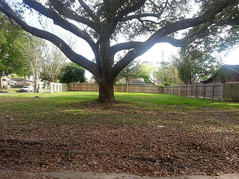 1st image of 9307 Fairdale Ln