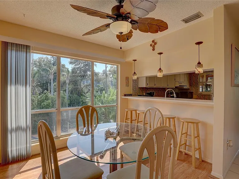 428 Windrush Bay Dr #428 — Photo 14