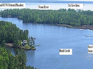 73 Baird Point Rd, Grantsboro, NC 28529