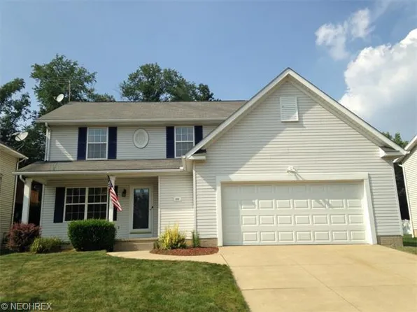 939 Emory Ave, Akron, OH 44310