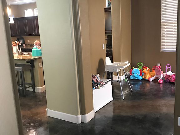 Dining room/current playroom