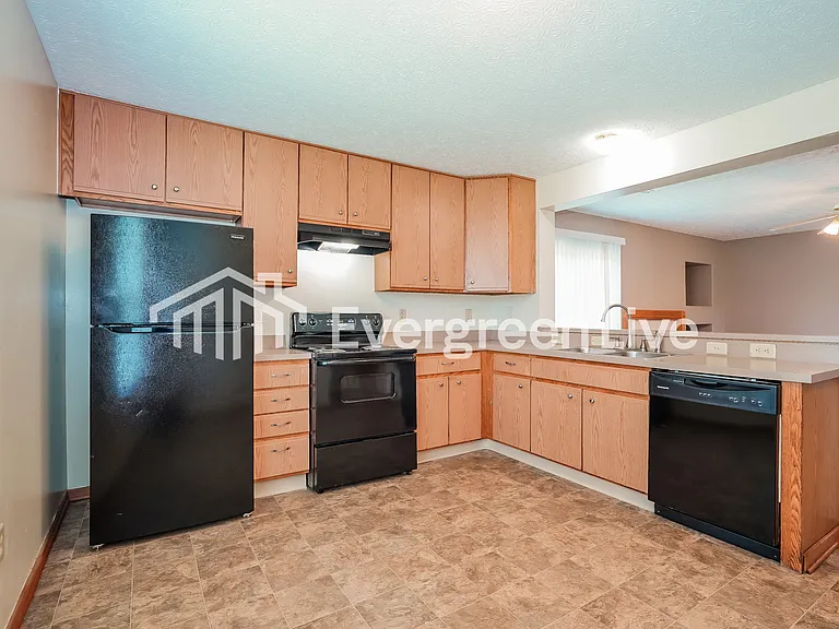 3250 Rogstad Bnd — Photo 5