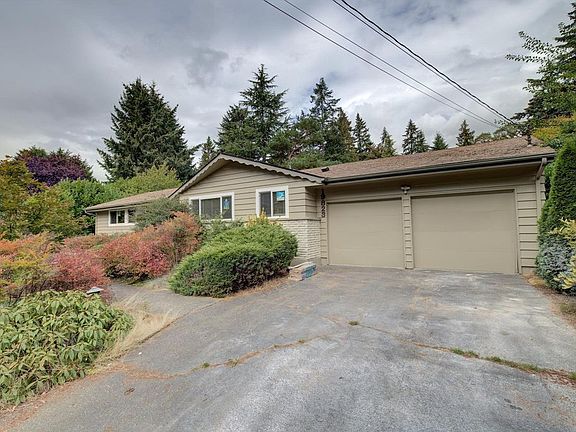 2nd image of 19823 Greenwood Pl N
