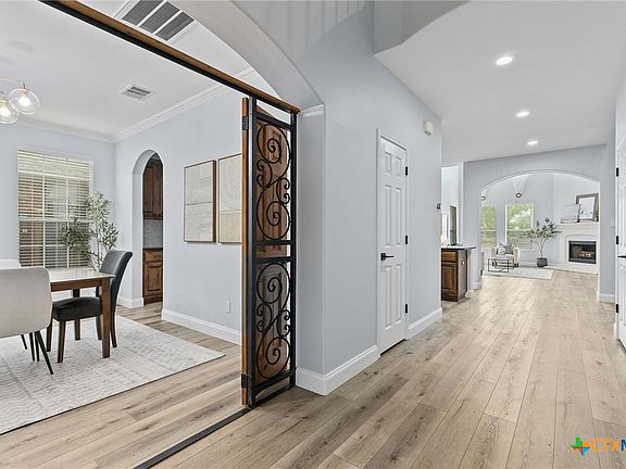 3rd image of 3412 Saint Christopher Ct