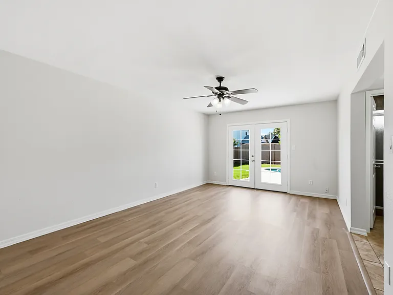 6232 W Sierra St — Photo 18
