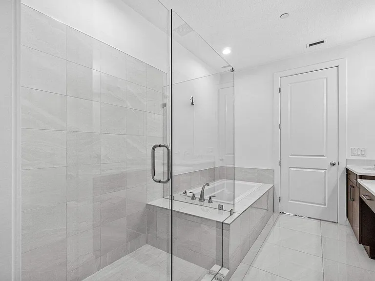 7115 Edison Pl — Photo 35