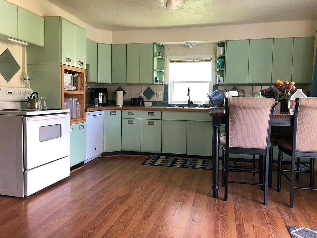 2 bed, 967 sqft, $2,200 — Photo 3
