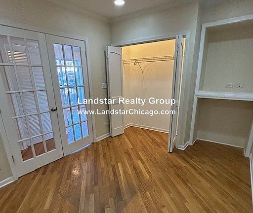 4th image of 2053 W Summerdale Ave APT 2N