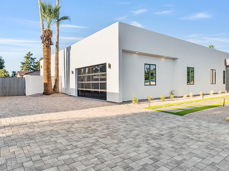 5540 E Dahlia Dr — Photo 45