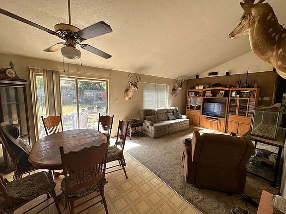 3rd image of 8311 Briarwood Ln