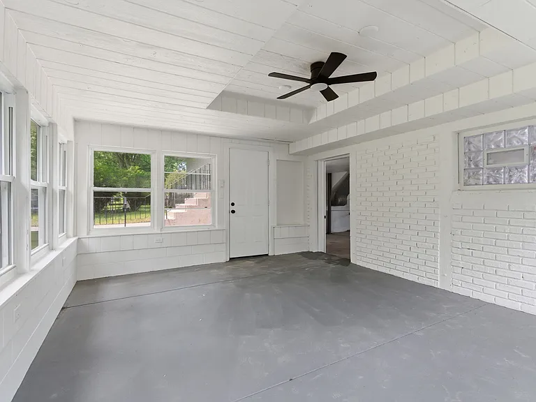 10173 Joliet St — Photo 23