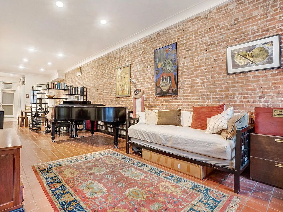 1st image of 496 Court St APT 1
