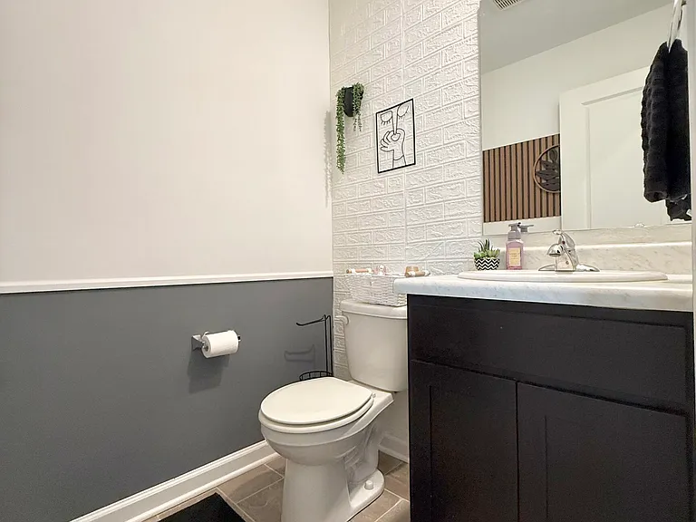 7786 Garnet Ave — Photo 11