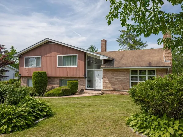 20 Lakeshore Drive, Eastchester, NY 10709